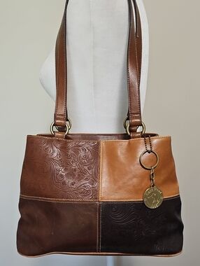 Duck Head Patchwork Leather Shoulder Bag in Brown and Tan